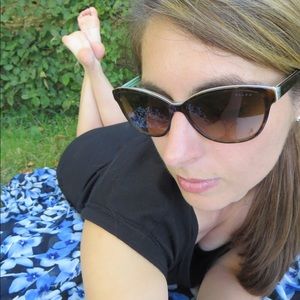 Meet your Posher, Lisa